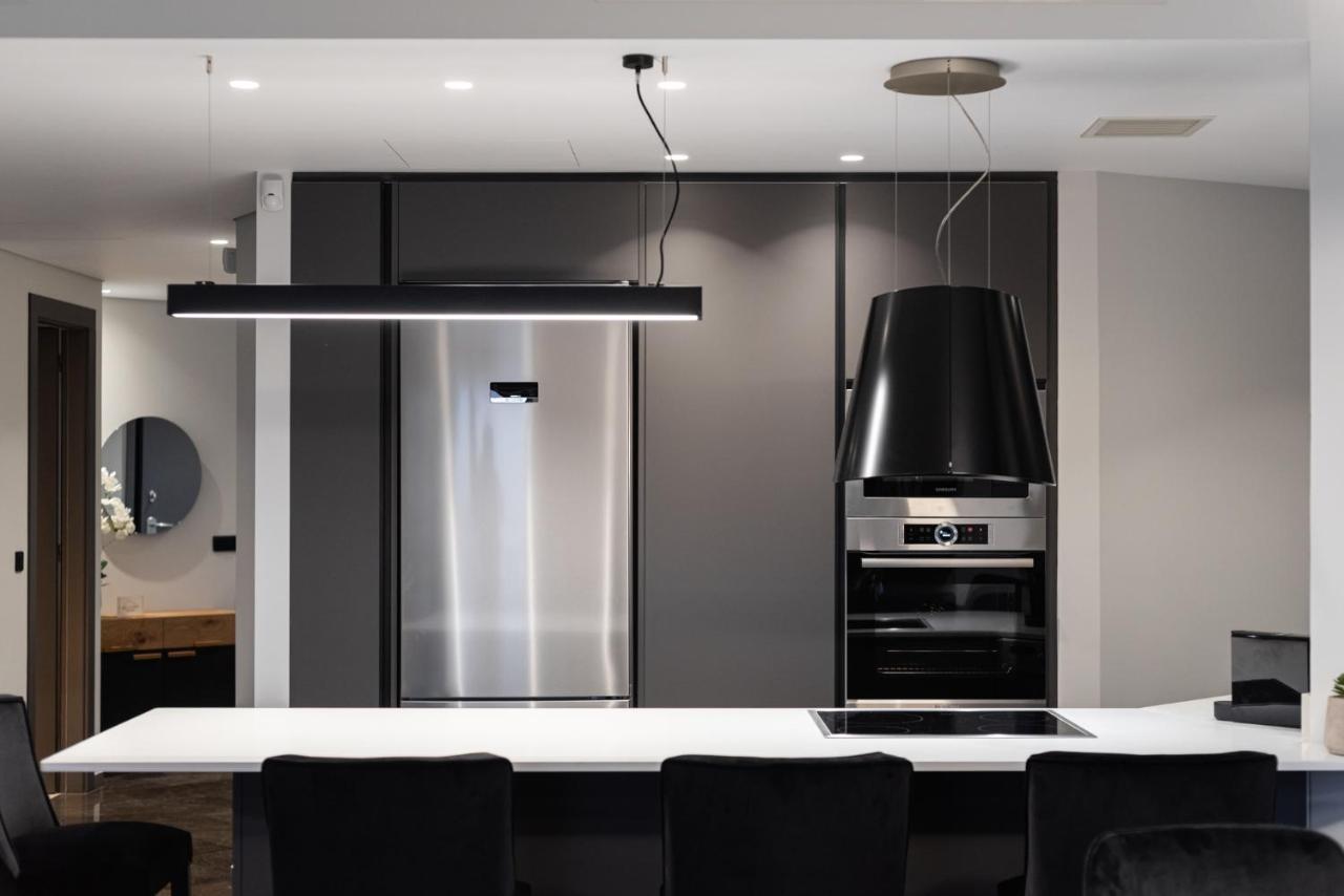 Athenian Riviera Luxurious Residence Екстер'єр фото