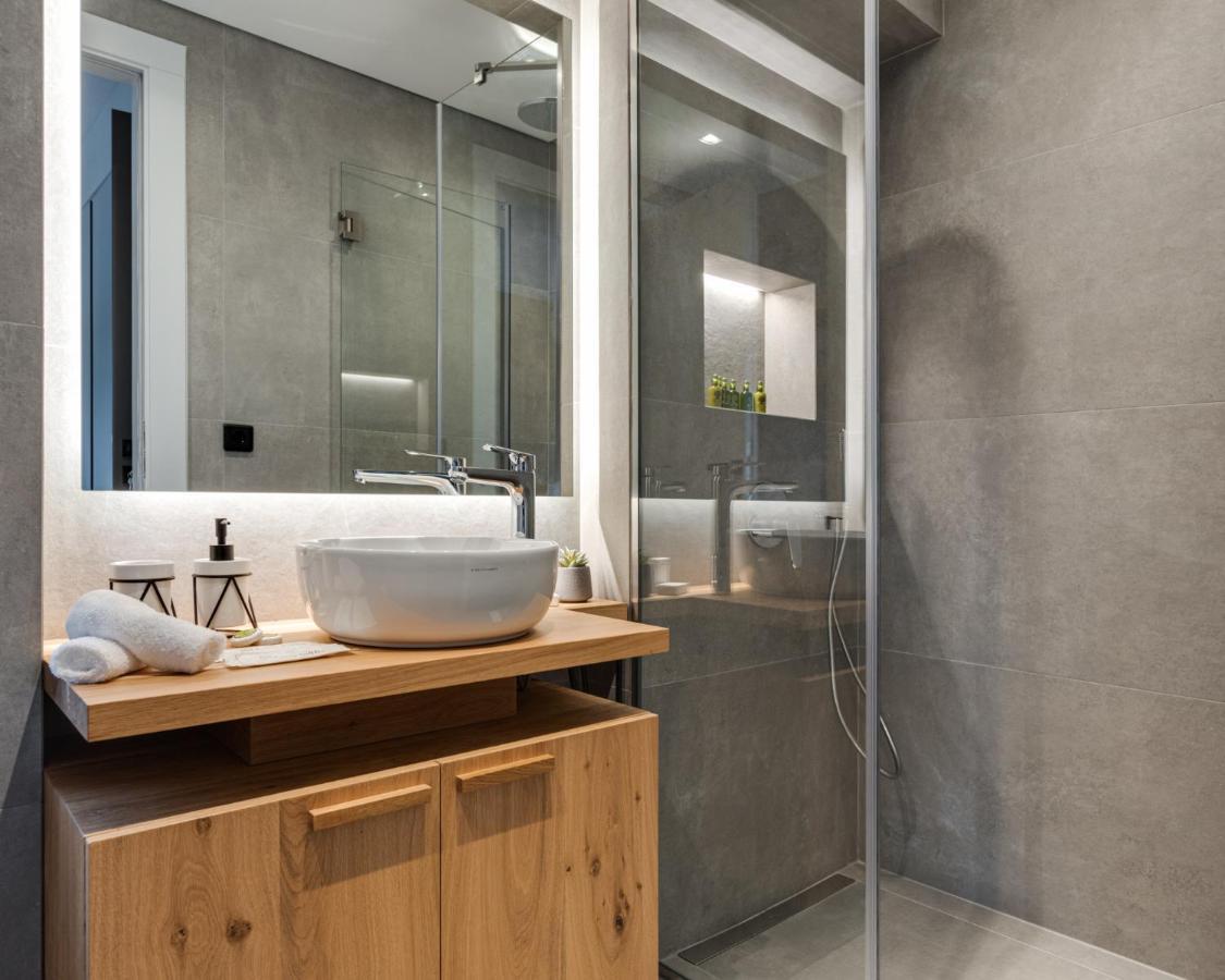 Athenian Riviera Luxurious Residence Екстер'єр фото